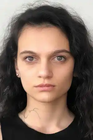 Büşra Albayrak fotoğrafı