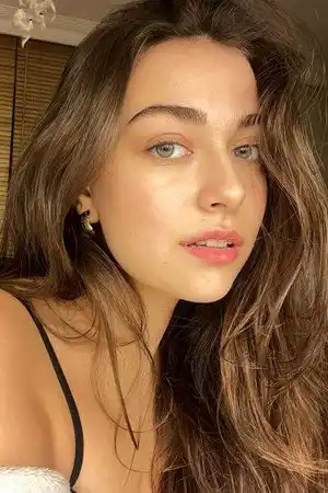 Çağla Naz Kargı fotoğrafı