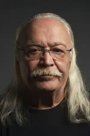 Cahit Berkay fotoğrafı