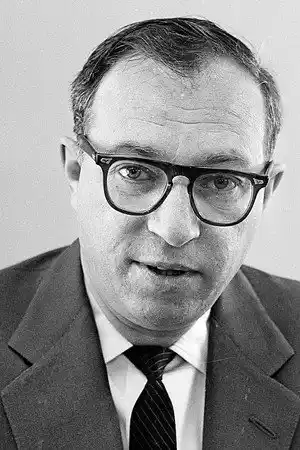 Carl Foreman fotoğrafı