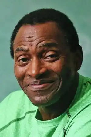 Carl Lumbly fotoğrafı