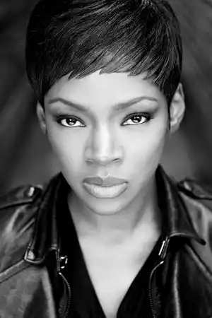 Caroline Chikezie fotoğrafı
