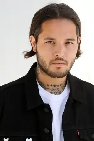 Casey Mills fotoğrafı
