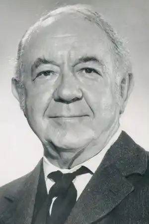 Cecil Kellaway fotoğrafı