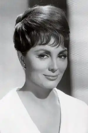 Charlene Holt fotoğrafı