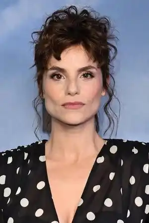 Charlotte Riley fotoğrafı