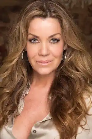 Claudia Christian fotoğrafı