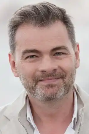 Clovis Cornillac fotoğrafı