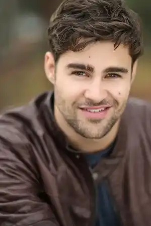 Cody Kearsley fotoğrafı
