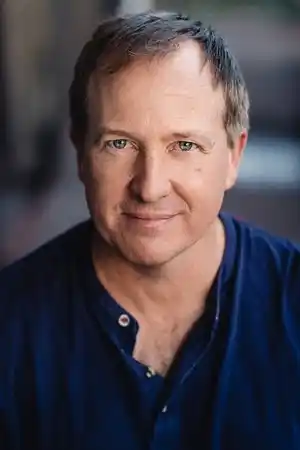 Cory English fotoğrafı