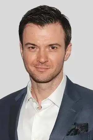 Costa Ronin fotoğrafı