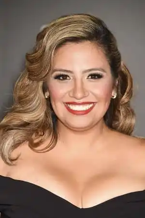 Cristela Alonzo fotoğrafı