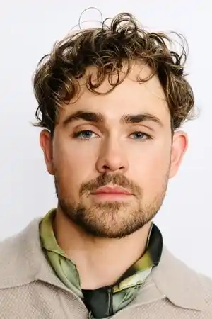Dacre Montgomery fotoğrafı