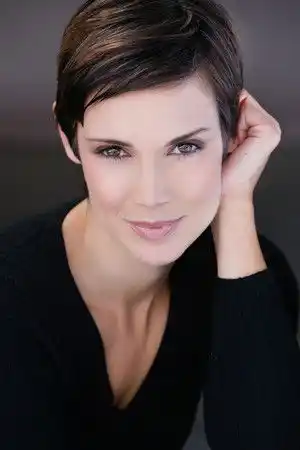 Dahlia Legault fotoğrafı