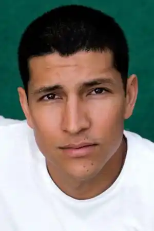 Danny Ramirez fotoğrafı
