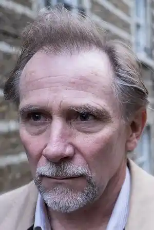 Danny Webb fotoğrafı