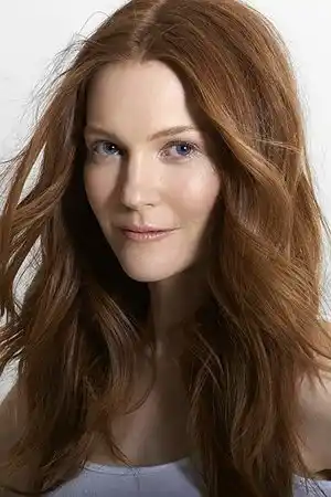 Darby Stanchfield fotoğrafı