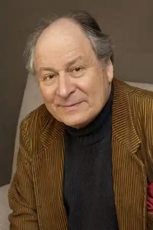 David Margulies fotoğrafı
