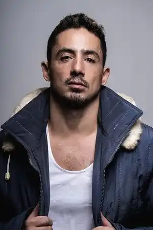 Dean Alexandrou fotoğrafı