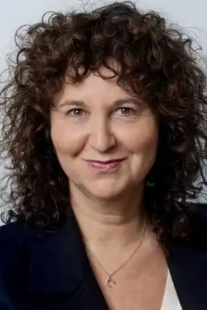 Denize Karabuda fotoğrafı