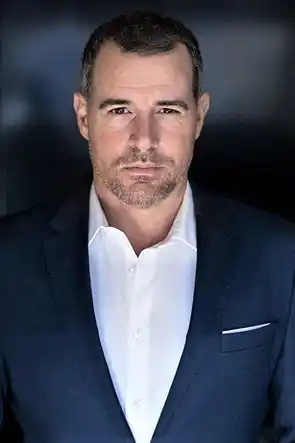 Derek Phillips fotoğrafı