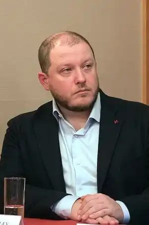 Dmitry Kiselev fotoğrafı