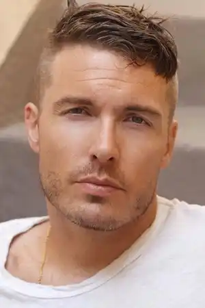 Dominic DeVore fotoğrafı
