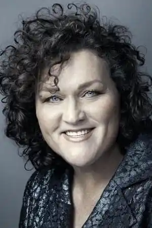 Dot-Marie Jones fotoğrafı