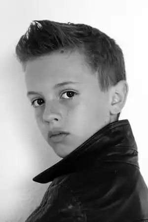 Dylan Torrell fotoğrafı