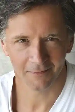 Eben Young fotoğrafı