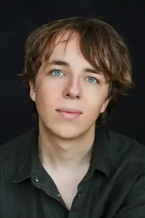 Ed Oxenbould fotoğrafı