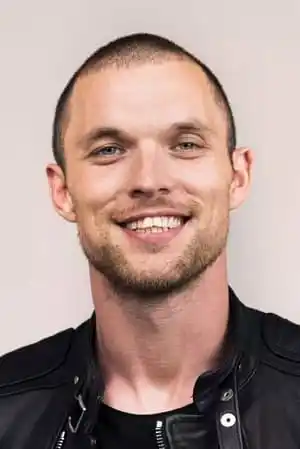 Ed Skrein fotoğrafı
