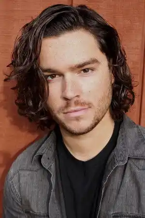 Eddie Alderson fotoğrafı