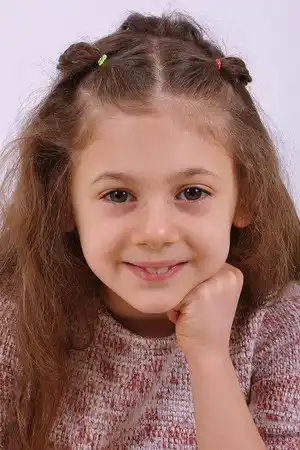Ela Şen fotoğrafı