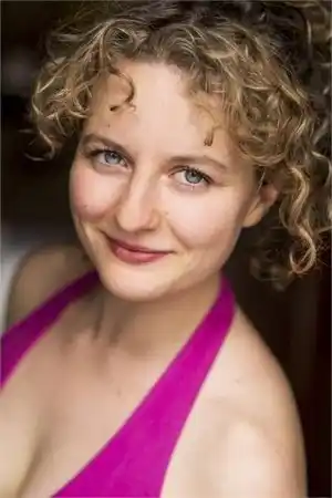 Ella Hope-Higginson fotoğrafı