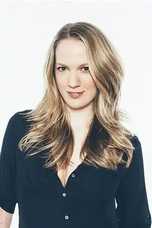 Emily Carmichael fotoğrafı