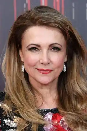 Emma Samms fotoğrafı