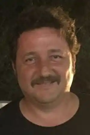 Erdal Parmaksızoğlu fotoğrafı