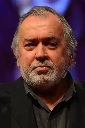 Erden Kıral fotoğrafı