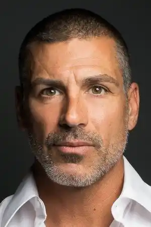 Eric Etebari fotoğrafı