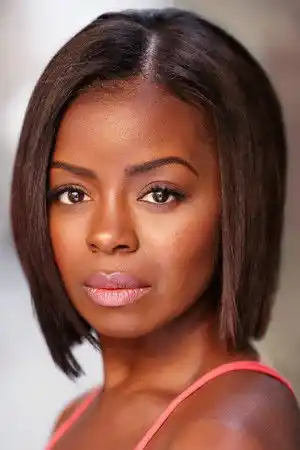 Erica Tazel fotoğrafı