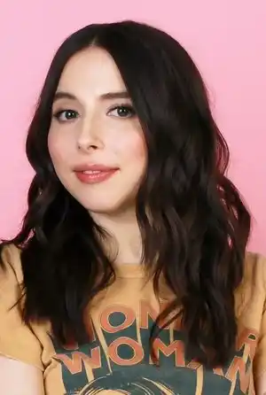 Esther Povitsky fotoğrafı
