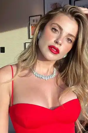 Ezgi Eyüboğlu fotoğrafı