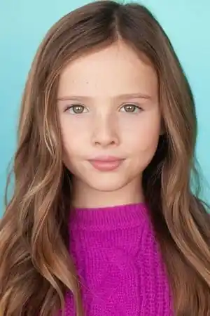 Finley Rose Slater fotoğrafı