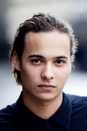 Frank Dillane fotoğrafı