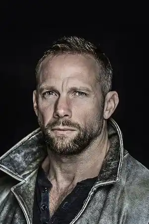 Gavin Fox fotoğrafı