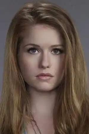 Genevieve Angelson fotoğrafı