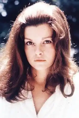 Geneviève Bujold fotoğrafı