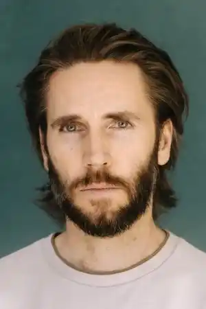 Gerard Johnstone fotoğrafı