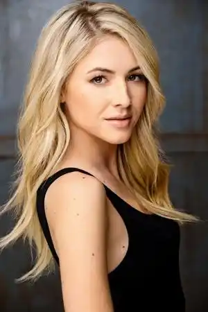 Gigi Gustin fotoğrafı